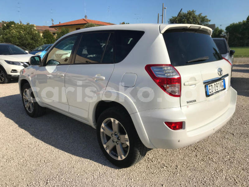 Big with watermark toyota rav4 rwanda kigali 11287