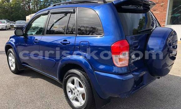 Sayi Na hannu Toyota RAV4 Bleu Mota in Kigali a Rwanda Sayi Na hannu Toyota RAV4 Bleu Mota in Kigali a Rwanda