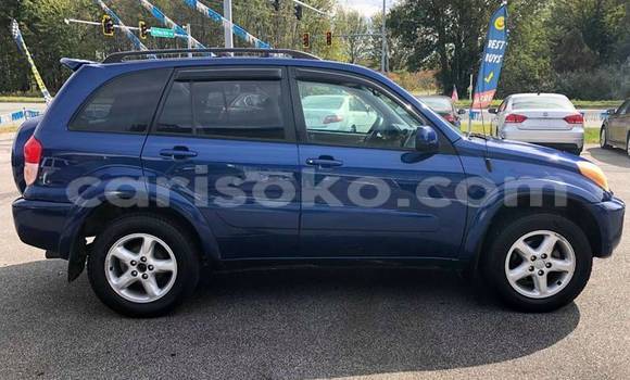 Sayi Na hannu Toyota RAV4 Bleu Mota in Kigali a Rwanda Sayi Na hannu Toyota RAV4 Bleu Mota in Kigali a Rwanda