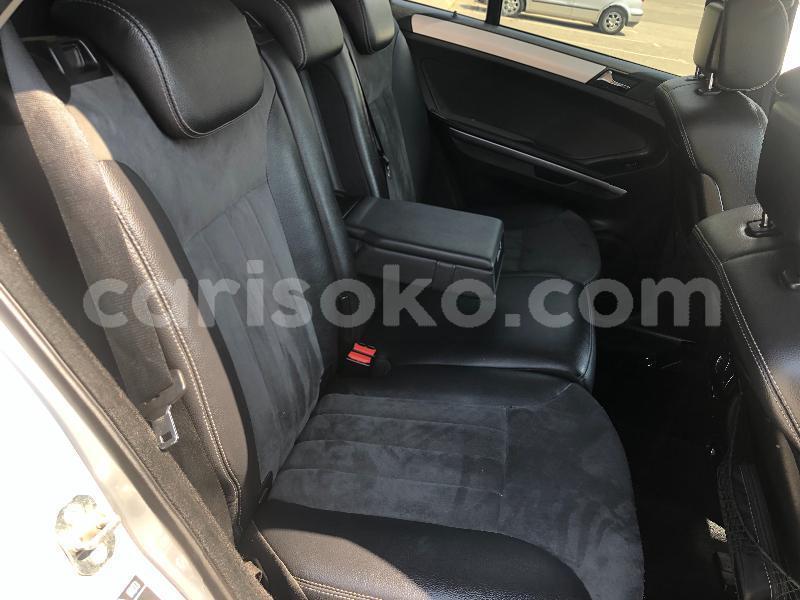 Big with watermark mercedes benz ml%e2%80%93class rwanda kigali 11314