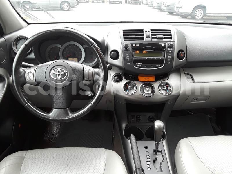Big with watermark toyota rav4 rwanda kigali 11325