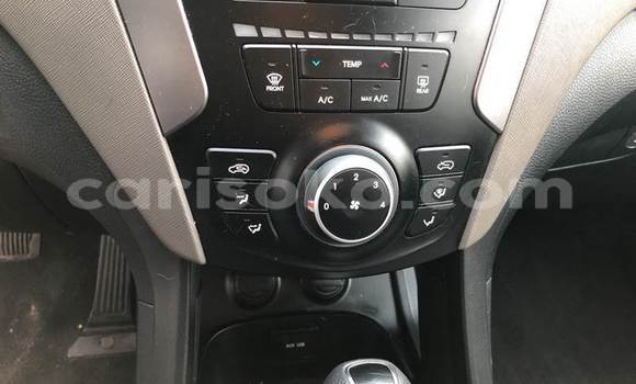 Buy Used Hyundai Santa Fe Beige Car in Kigali in Rwanda Buy Used Hyundai Santa Fe Beige Car in Kigali in Rwanda