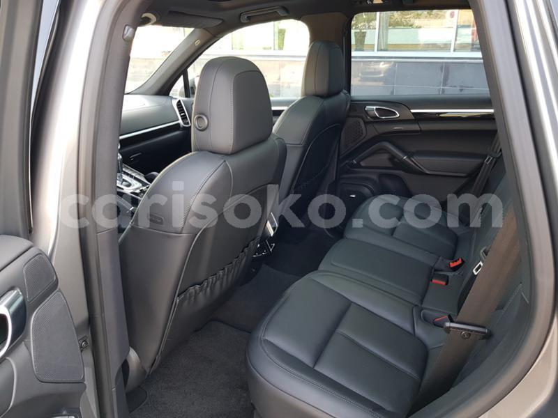 Big with watermark porsche cayenne rwanda kigali 11375