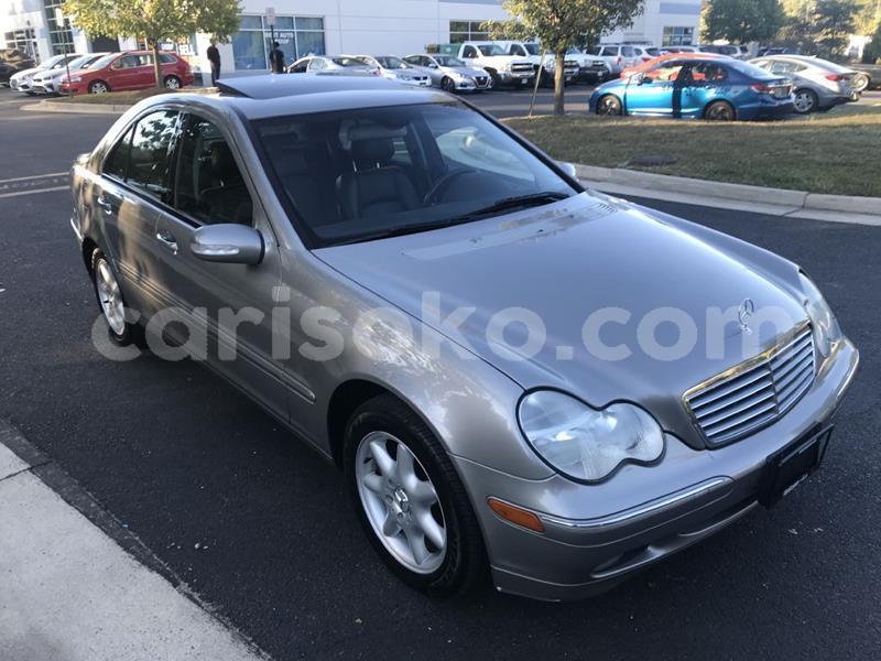 Big with watermark mercedes benz 230 rwanda kigali 11378