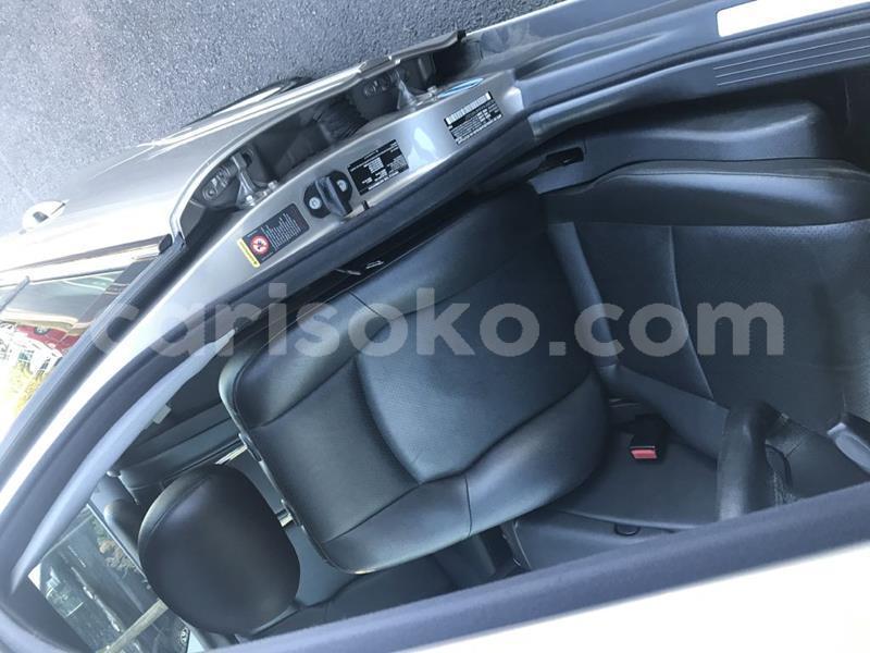 Big with watermark mercedes benz 230 rwanda kigali 11378