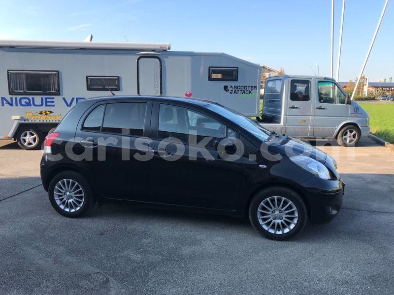 Big with watermark toyota yaris rwanda kigali 11399