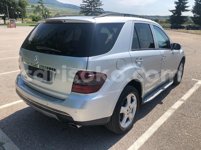 Big with watermark mercedes benz ml%e2%80%93class rwanda kigali 11413