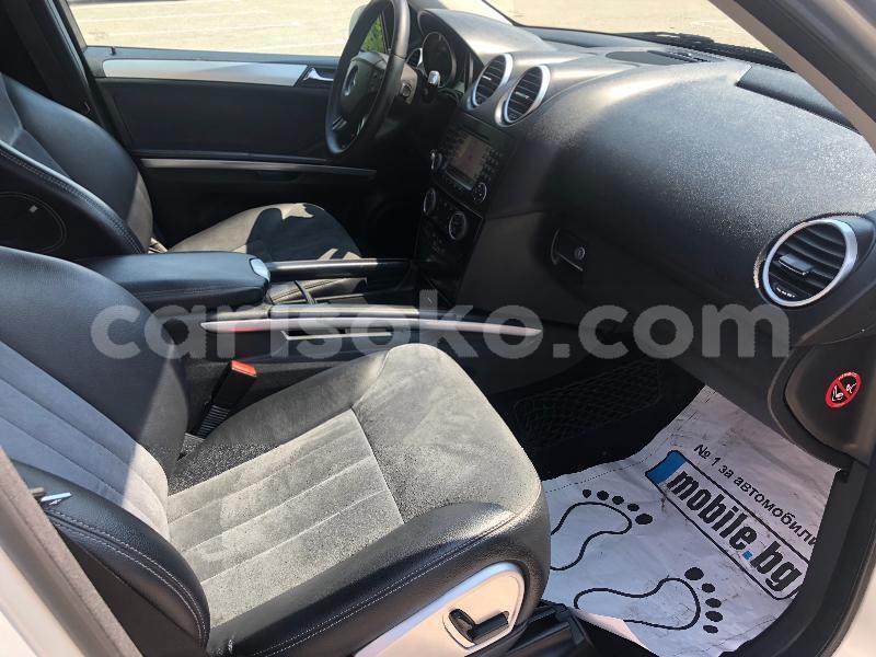 Big with watermark mercedes benz ml%e2%80%93class rwanda kigali 11413