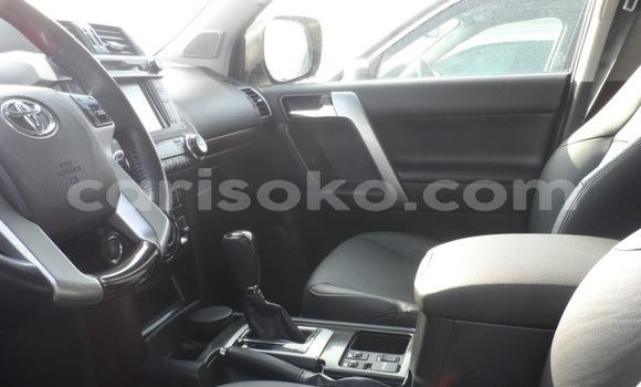Acheter Occasion Voiture Toyota Prado Noir à Kigali, Rwanda Acheter Occasion Voiture Toyota Prado Noir à Kigali, Rwanda