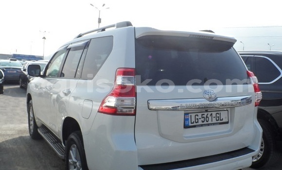 Acheter Occasion Voiture Toyota Prado Noir à Kigali, Rwanda Acheter Occasion Voiture Toyota Prado Noir à Kigali, Rwanda