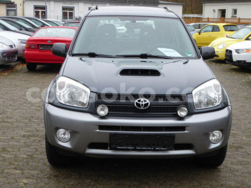Big with watermark toyota rav4 rwanda kigali 11492