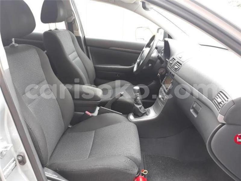 Big with watermark toyota avensis rwanda kigali 11561