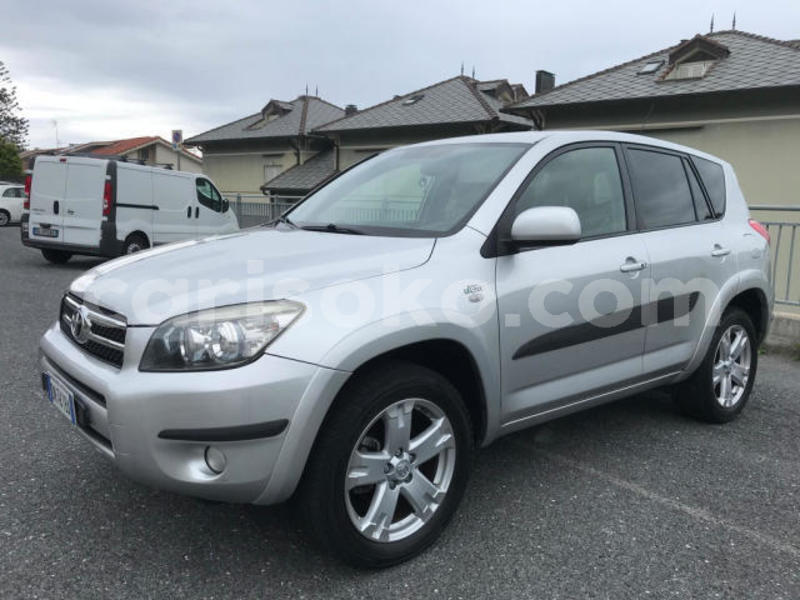 Big with watermark toyota rav4 rwanda kigali 11564