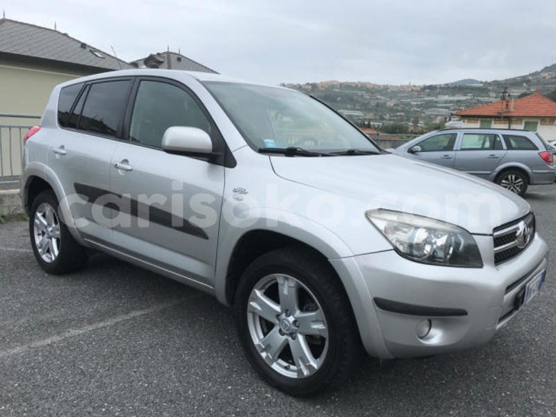Big with watermark toyota rav4 rwanda kigali 11564