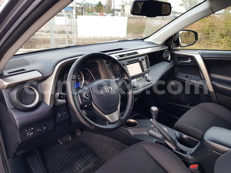Big with watermark toyota rav4 rwanda kigali 11577