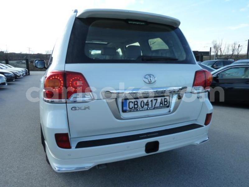 Big with watermark toyota land cruiser rwanda kigali 11578