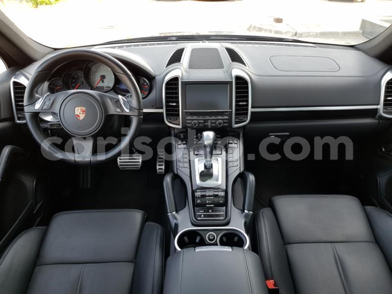 Big with watermark porsche cayenne rwanda kigali 11582