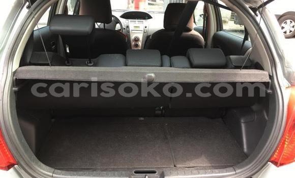 Sayi Na hannu Toyota Yaris Gris Mota in Kigali a Rwanda Sayi Na hannu Toyota Yaris Gris Mota in Kigali a Rwanda