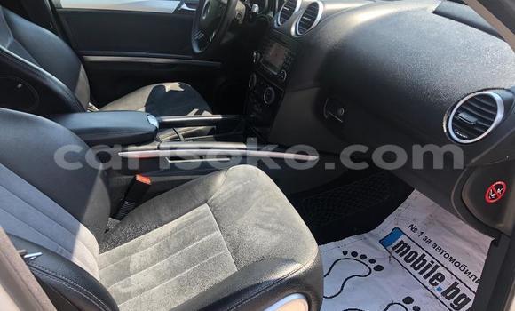 Sayi Na hannu Mercedes-Benz ML–Class Autre Mota in Kigali a Rwanda Sayi Na hannu Mercedes-Benz ML–Class Autre Mota in Kigali a Rwanda