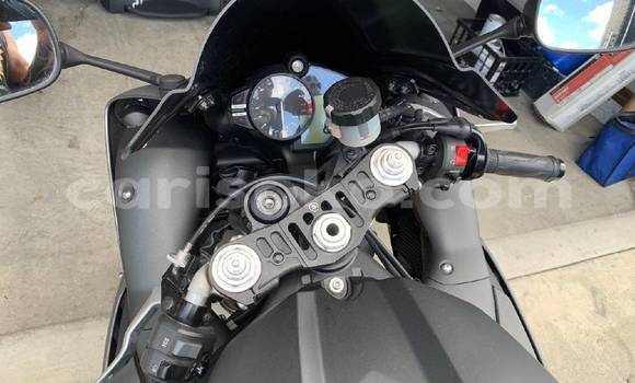 Buy Used Yamaha R1 Black Bike in Kigali in Rwanda Buy Used Yamaha R1 Black Bike in Kigali in Rwanda