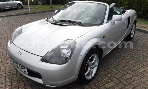 Acheter Occasion Voiture Toyota MR2 Gris à Kigali, Rwanda Acheter Occasion Voiture Toyota MR2 Gris à Kigali, Rwanda