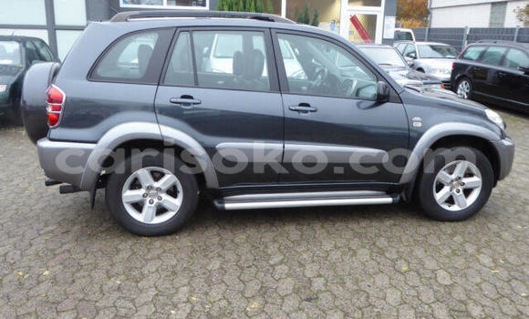 Sayi Na hannu Toyota RAV4 Beige Mota in Kigali a Rwanda Sayi Na hannu Toyota RAV4 Beige Mota in Kigali a Rwanda