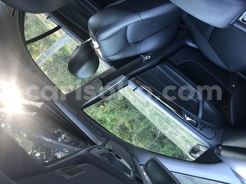 Big with watermark mercedes benz 190 rwanda kigali 11688