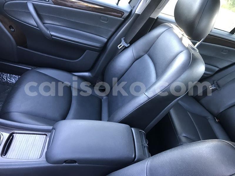 Big with watermark mercedes benz 190 rwanda kigali 11688