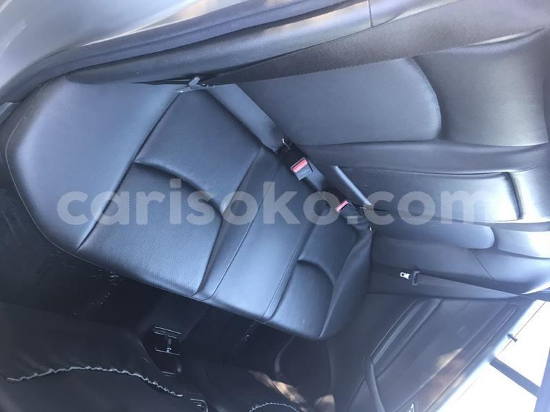 Big with watermark mercedes benz 190 rwanda kigali 11688